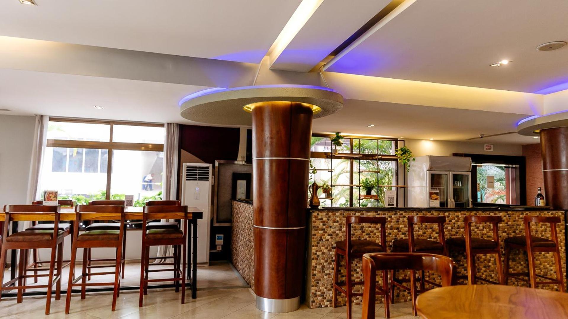 Peninsula Hotel Dar Es Salaam Exteriör bild